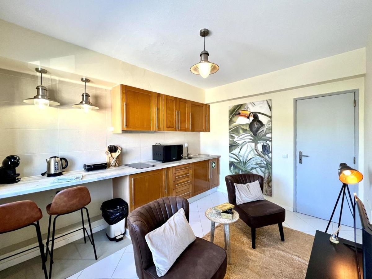 Airport Flat 6 By Homing Appartement District de Faro